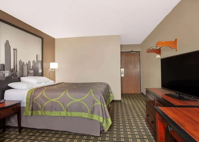 Super 8 By Wyndham Waycross Ga